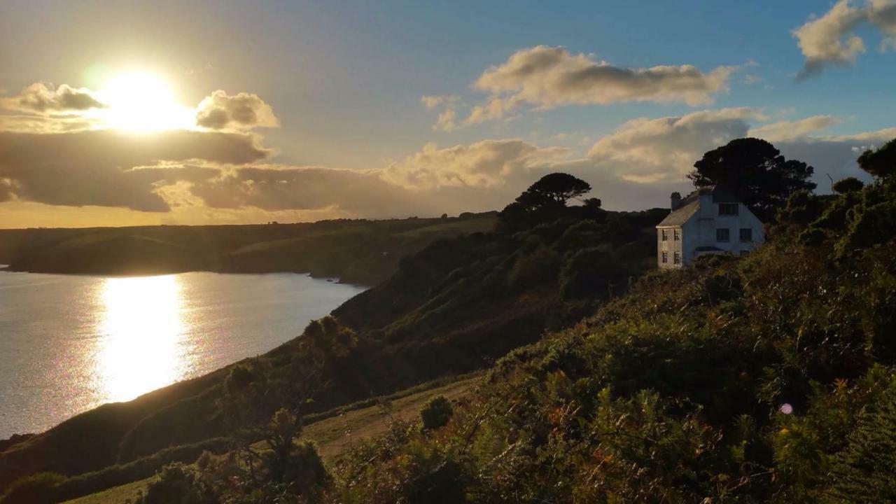 Pentire, On The Coastal Path Polruan Exterior foto